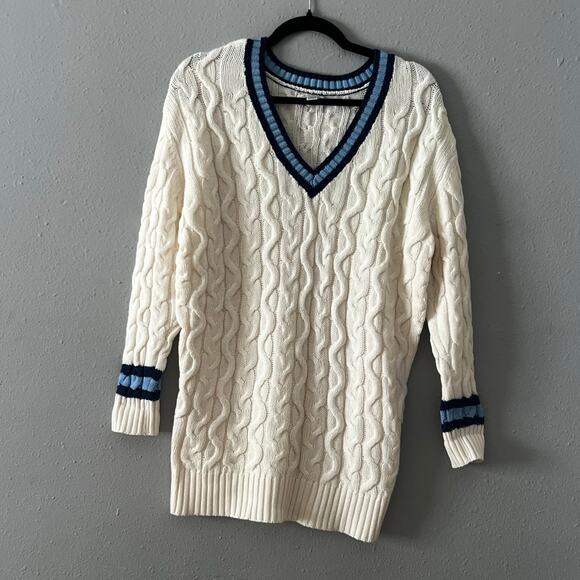 American Eagle Cable Knit V Neck Sweater Oversized Small Cream Blue Trim Preppy - Picture 2 of 5
